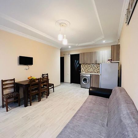 Aparthotel My Home 巴统 外观 照片