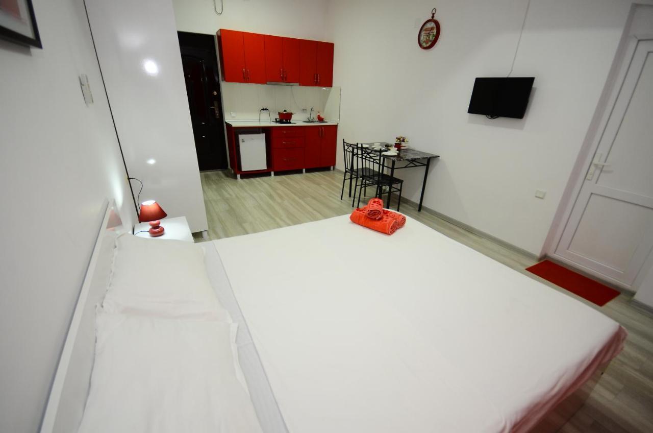 Aparthotel My Home 巴统 外观 照片