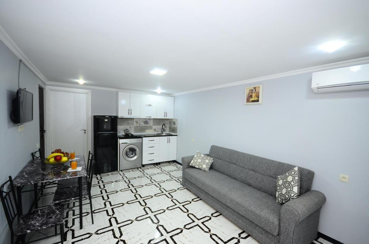 Aparthotel My Home 巴统 外观 照片