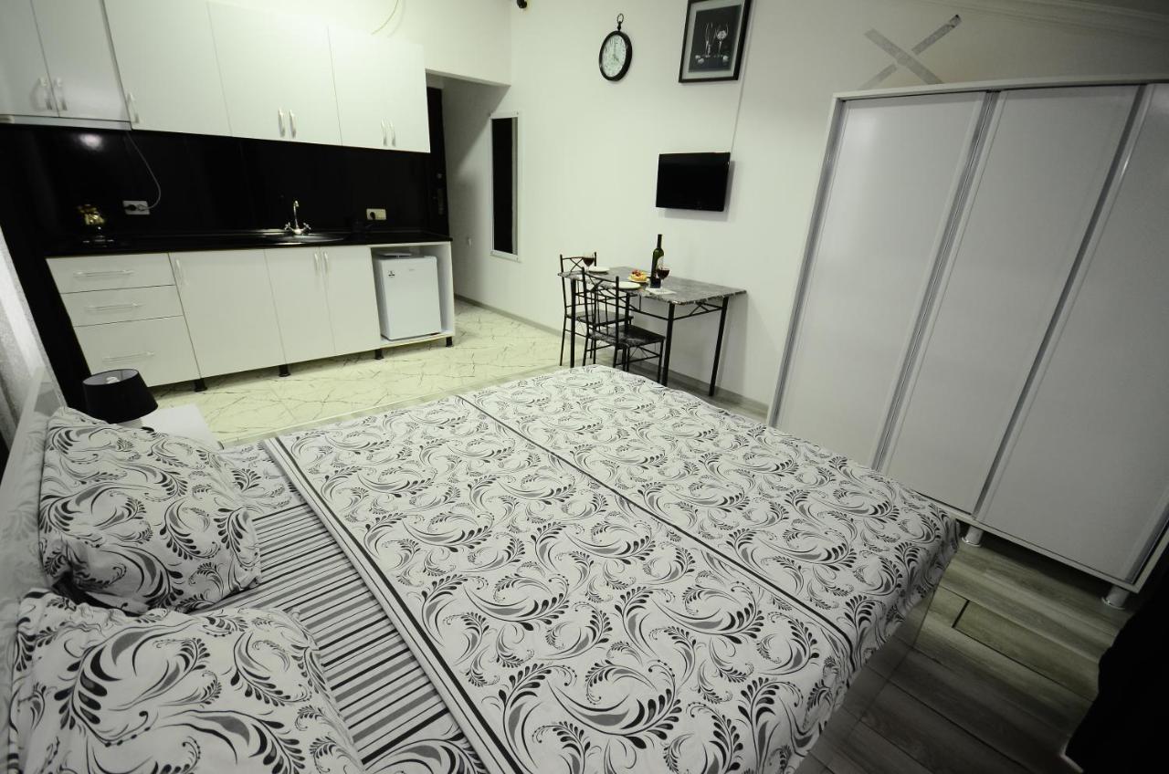 Aparthotel My Home 巴统 外观 照片