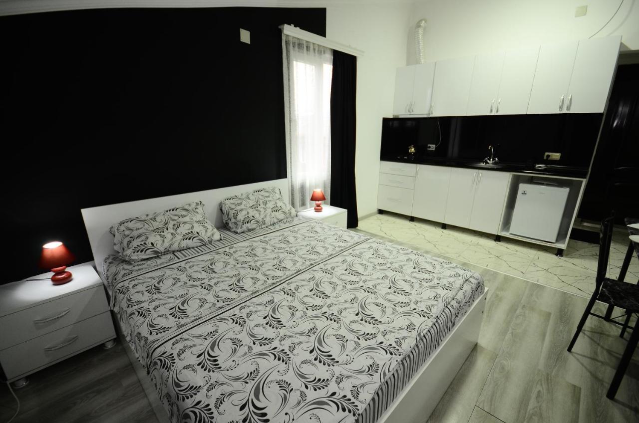 Aparthotel My Home 巴统 外观 照片