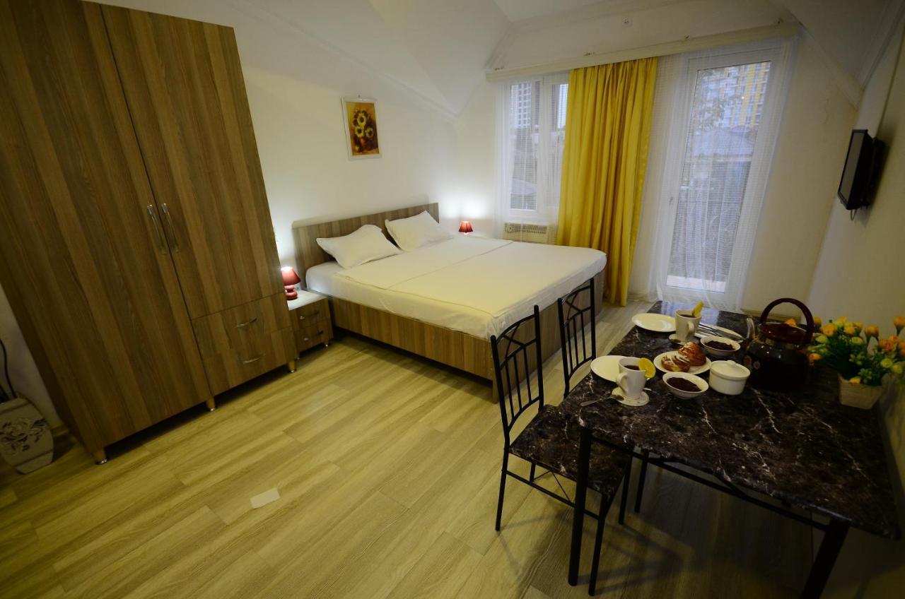 Aparthotel My Home 巴统 外观 照片