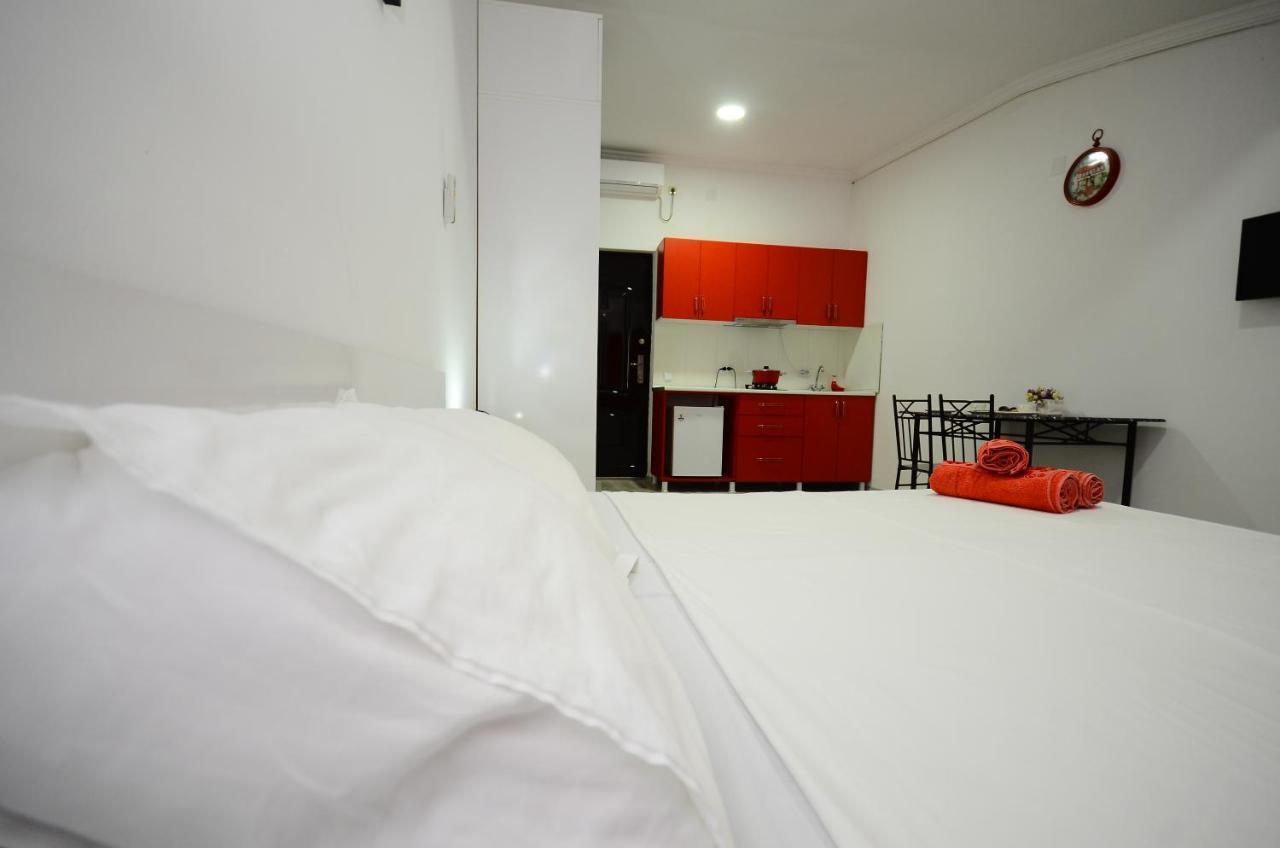 Aparthotel My Home 巴统 外观 照片