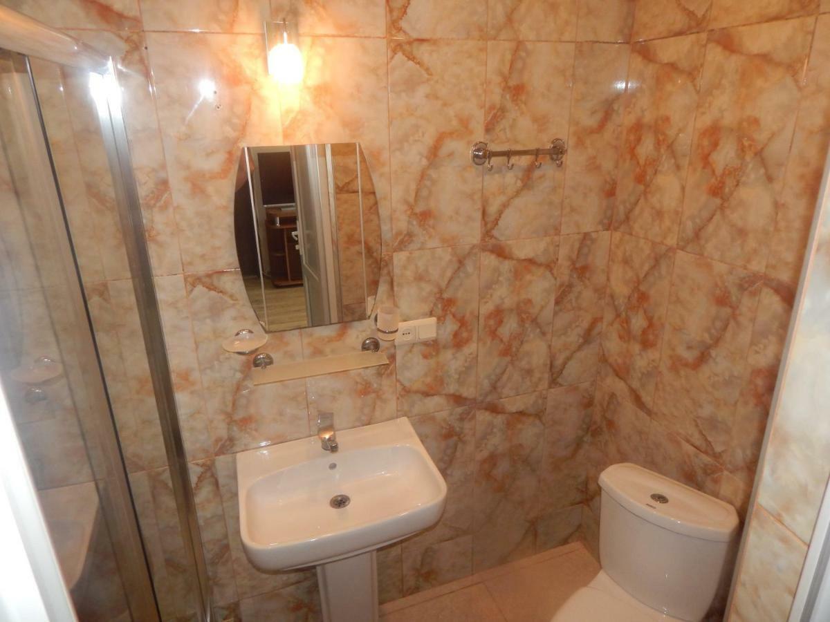 Aparthotel My Home 巴统 外观 照片