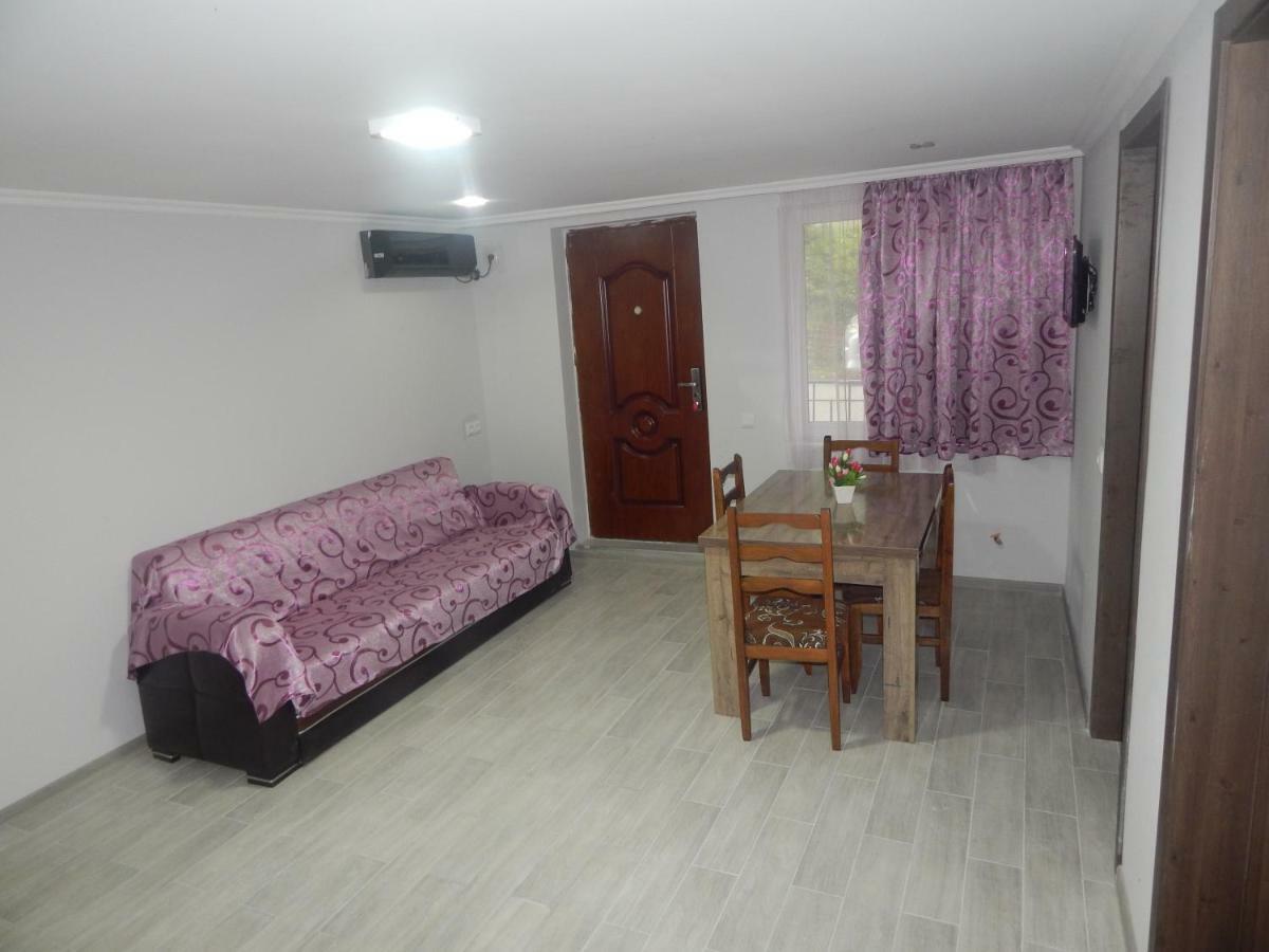 Aparthotel My Home 巴统 外观 照片